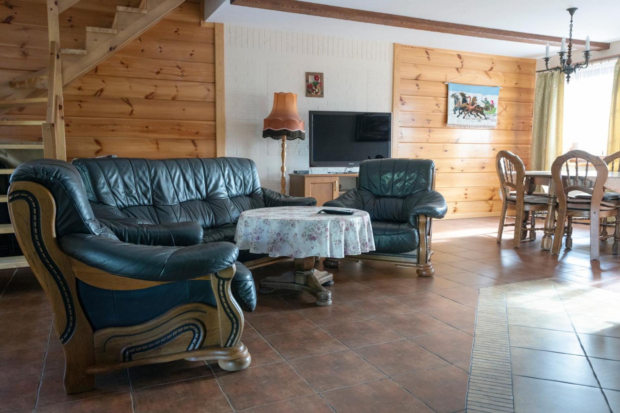 Villa Dom Pod Lipa à Jaminy Extérieur photo