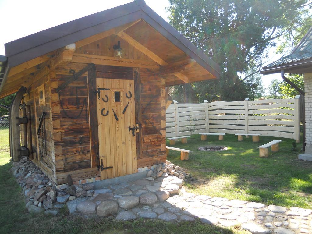 Villa Dom Pod Lipa à Jaminy Extérieur photo
