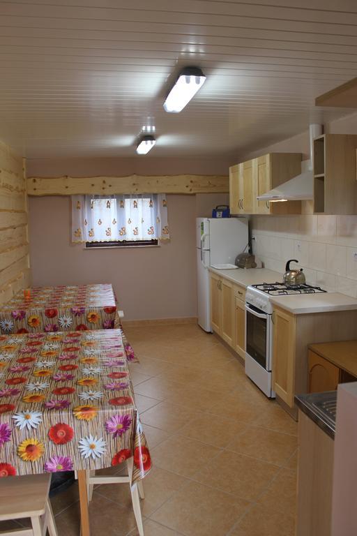 Villa Dom Pod Lipa à Jaminy Extérieur photo