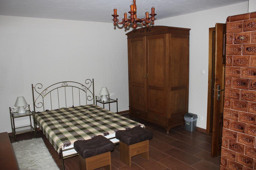Villa Dom Pod Lipa à Jaminy Extérieur photo