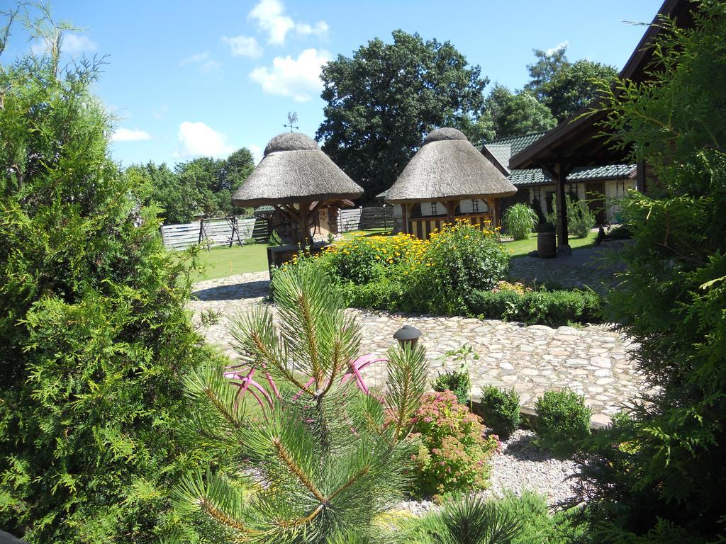 Villa Dom Pod Lipa à Jaminy Extérieur photo